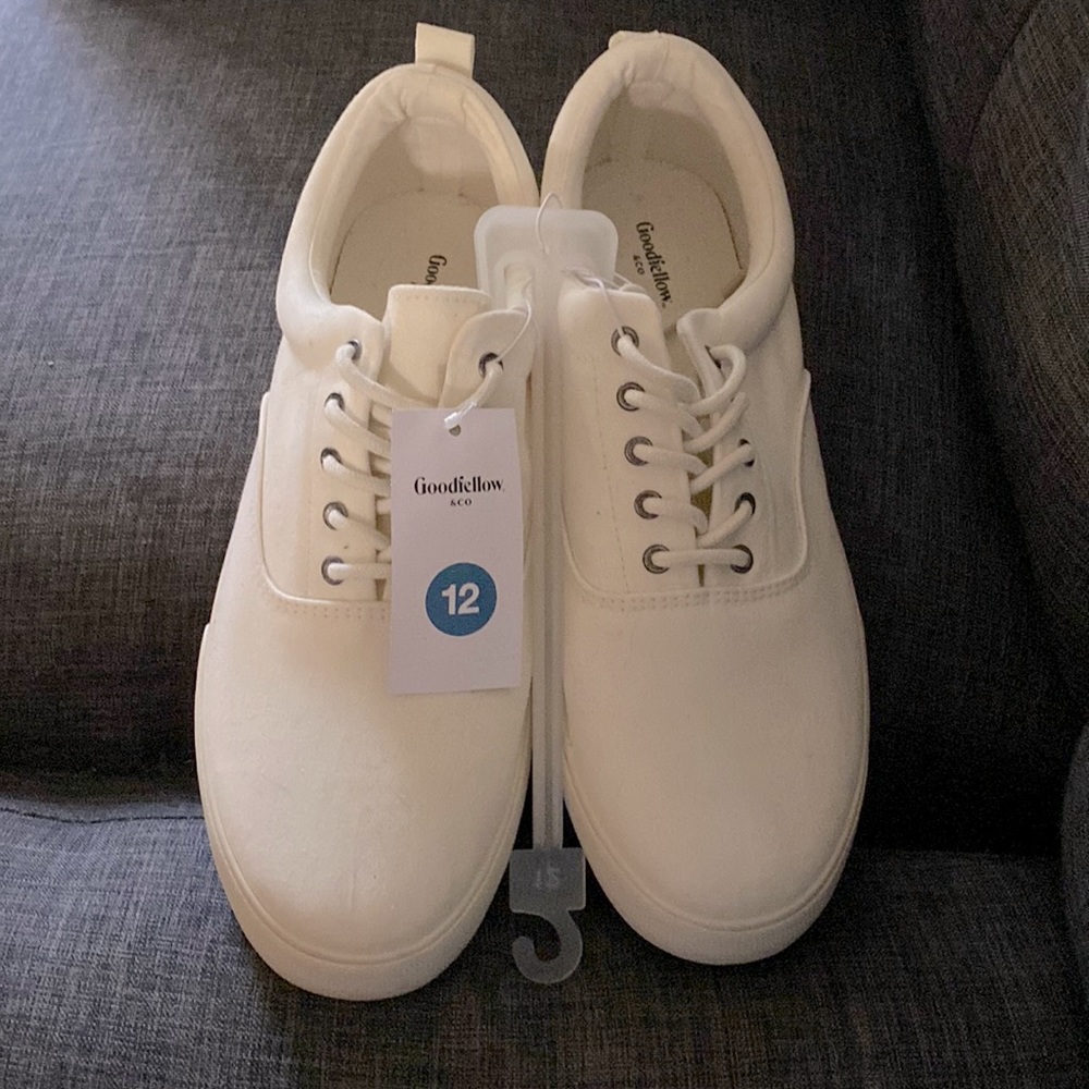 Off-White Men’s Shoe